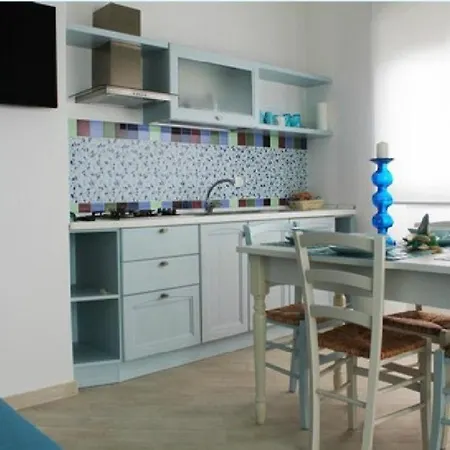 La Darsena Chic فندق مبيت وإفطار 3*