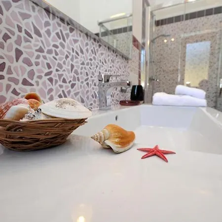 فندق مبيت وإفطار La Darsena Chic